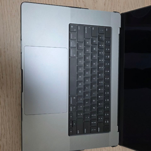 애플 맥북 프로 16인치 M1 Max (32GB / 1TB) 팝니다 (지문인식 키보드 포함)