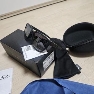 스포츠 선글라스 이미지