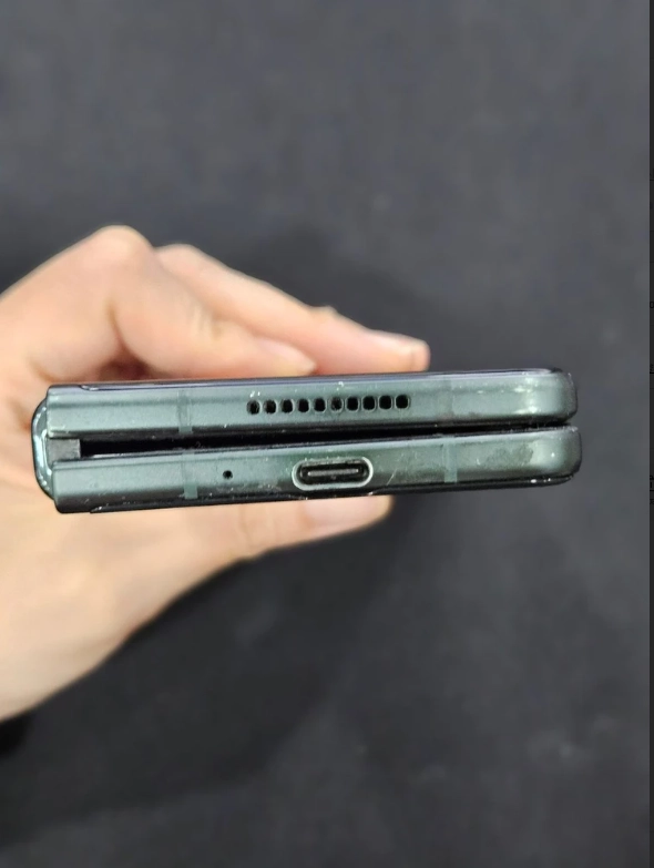 갤럭시 폴드3 256GB 그린 이미지