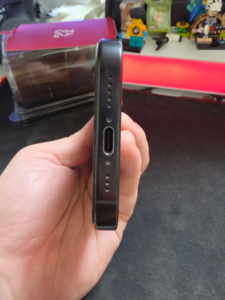 아이폰16pro 256GB 이미지