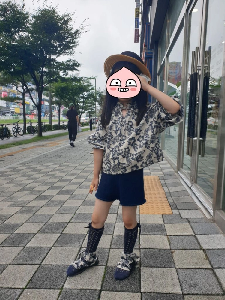 더뉴소사이어티 린넨블라우스4y(완료)+숏 6y 이미지