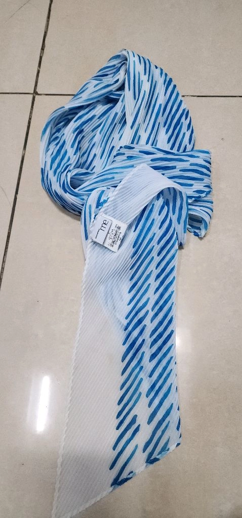 이세이미야케 me 스카프 이미지