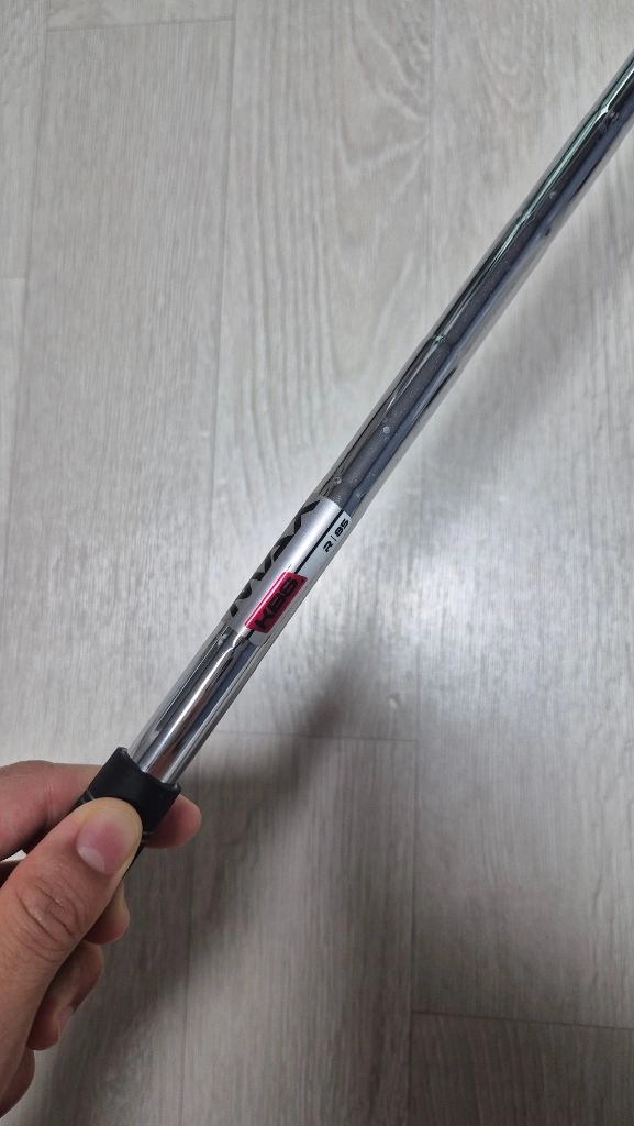 테일러메이드 M4 아이언 웨지 S (KBS MAX 85 R 스틸샤프트) 팝니다 이미지