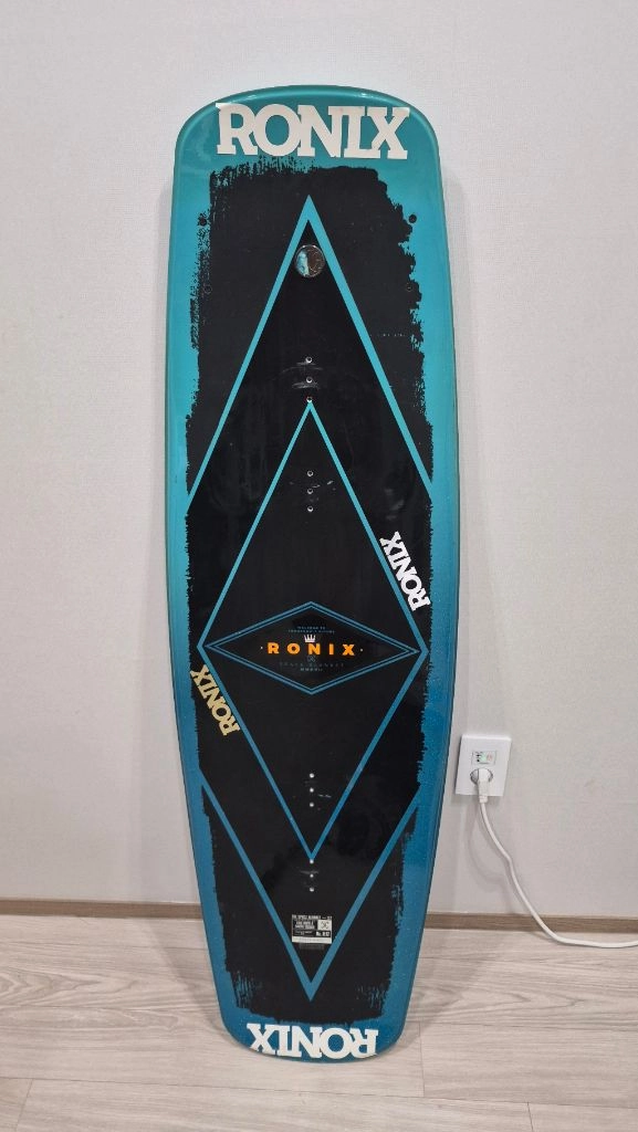 ronix 웨이크보드 데크 137 이미지