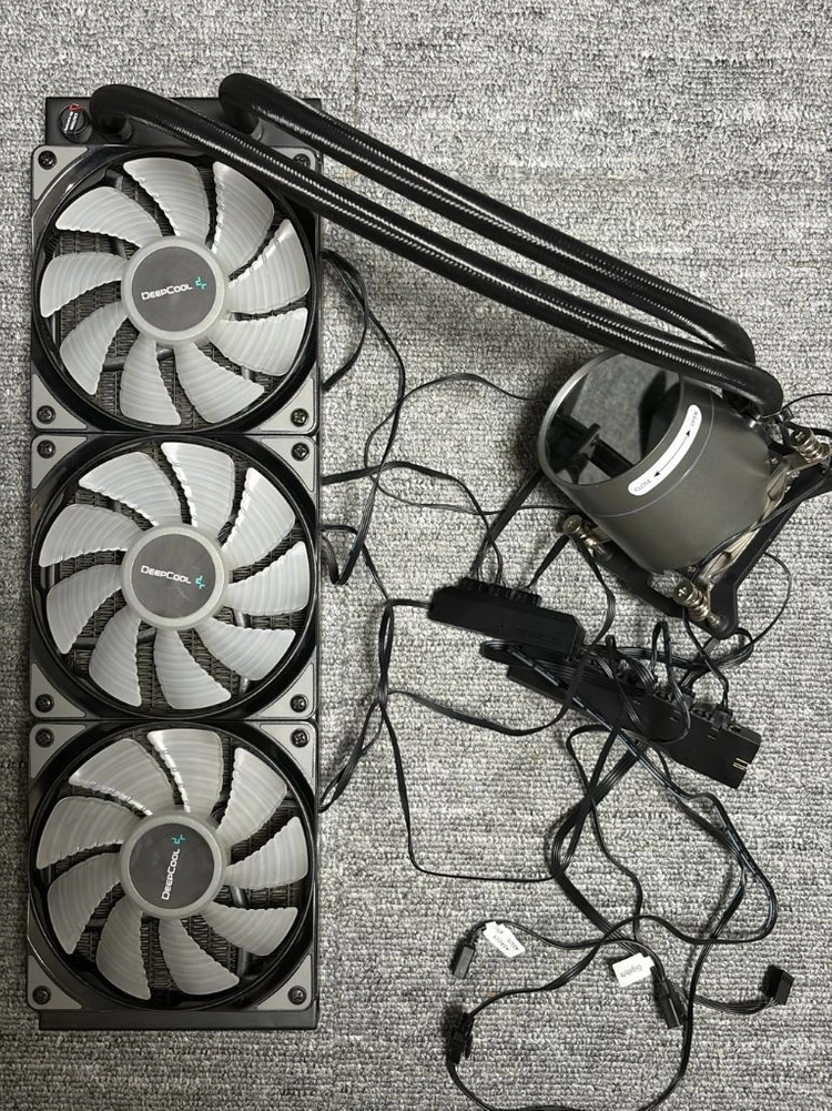인텔 i7-12700K 이미지