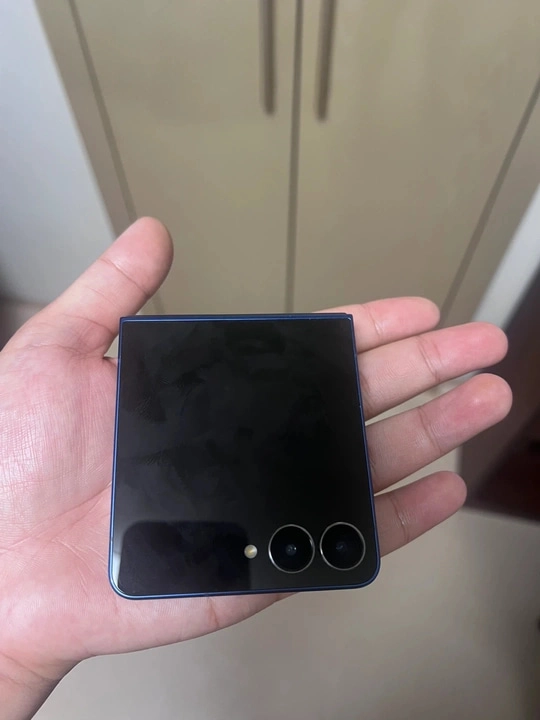 삼성 Z플립7 블루 512GB - 안심되는 중고거래