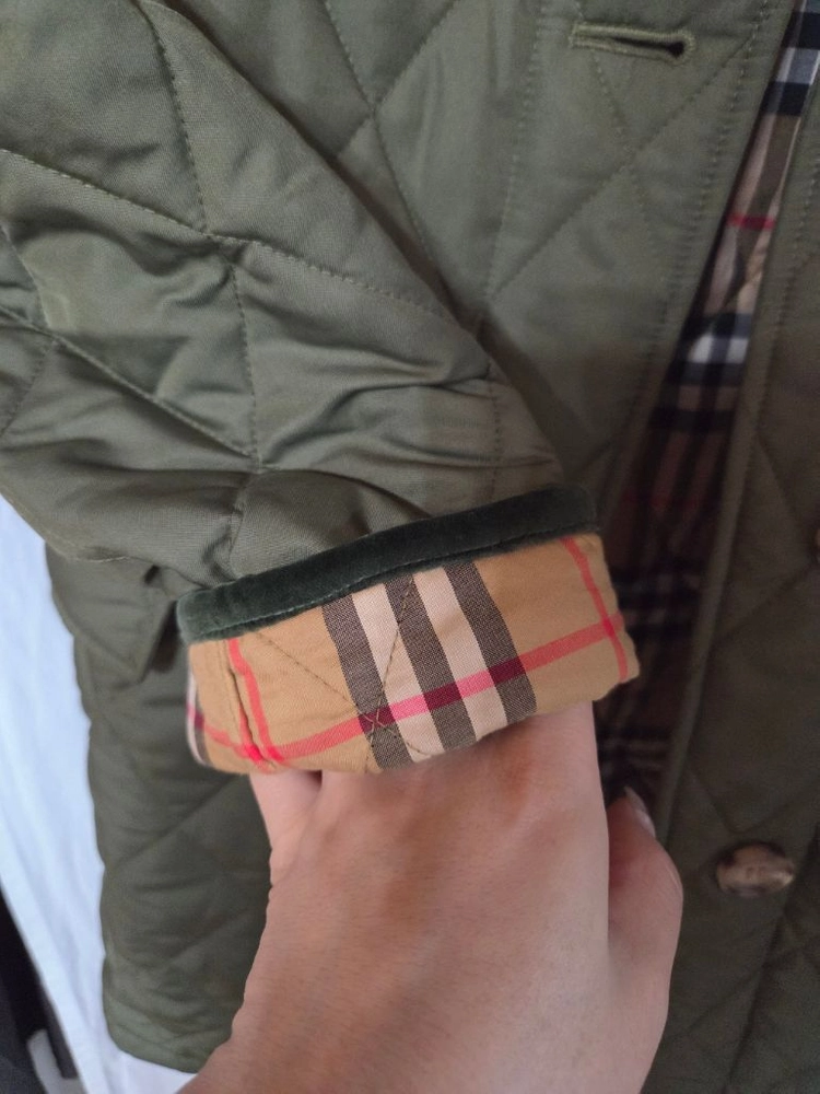 버버리 퀼팅 패딩 자켓 데레햄 올리브그린s 이미지
