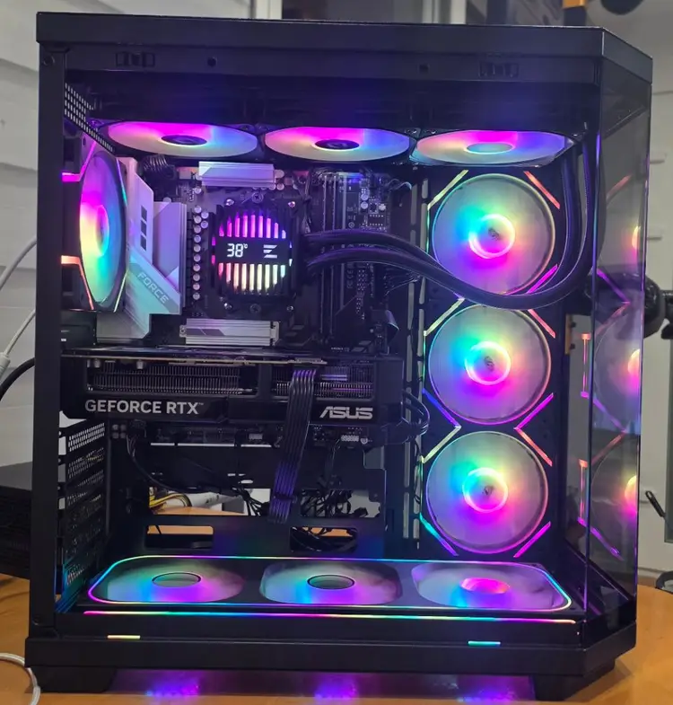 Pc 본체 (7800x3d, rtx5070) 이미지