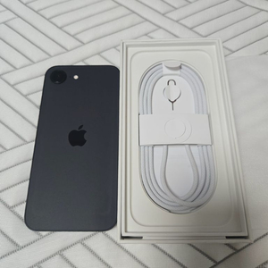 아이폰 17e 블랙 256GB 풀박스 (자급제) 이미지