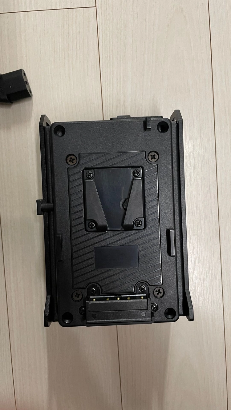 V마운트 충전기 FXLION FX-M2S 이미지