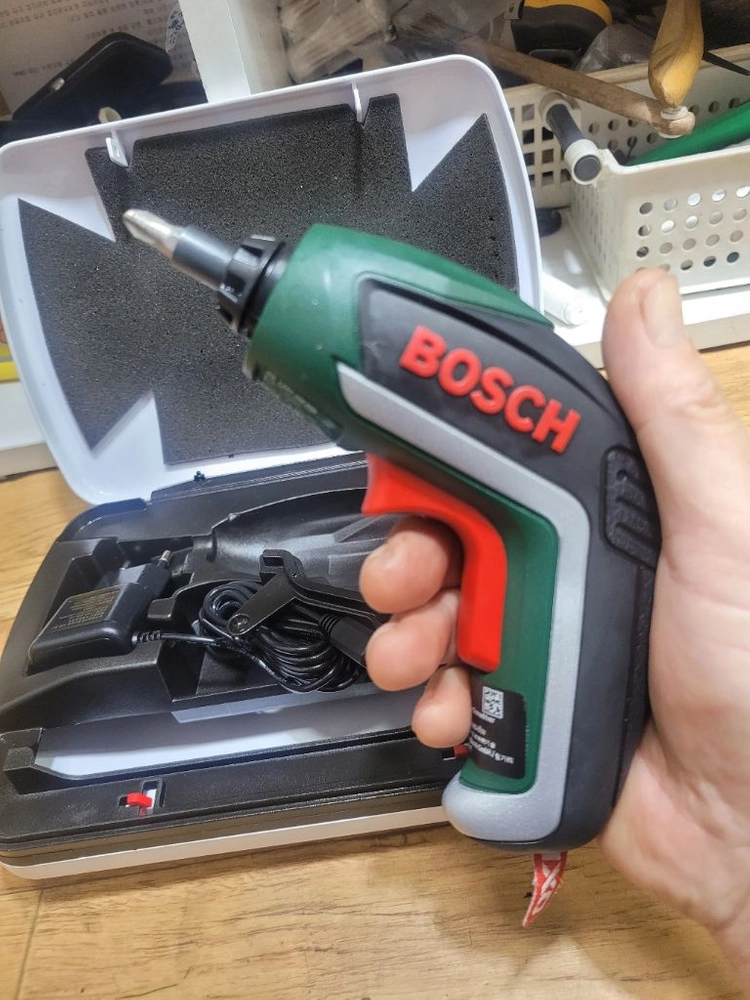 BOSCH보쉬충전드릴드라이버 IXO3 가정용미니공구 S급 풀세트 이미지