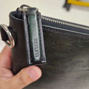 벨루티 니노 클러치 이미지