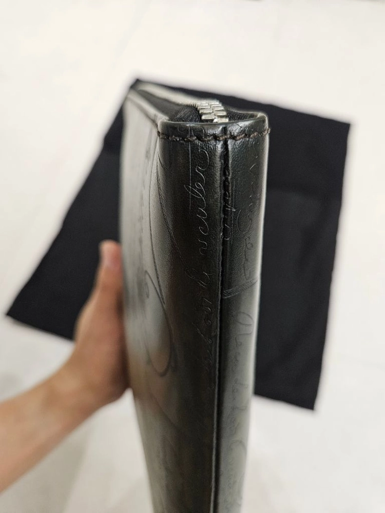 벨루티 니노 클러치 이미지