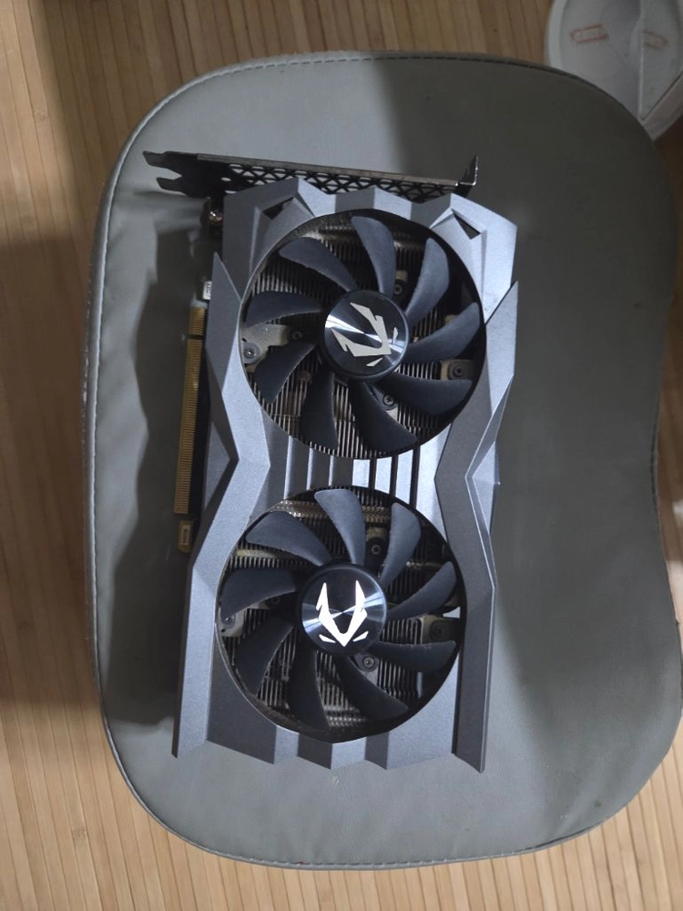 RTX 1660SUPER 그래픽카드 - 안심되는 중고거래