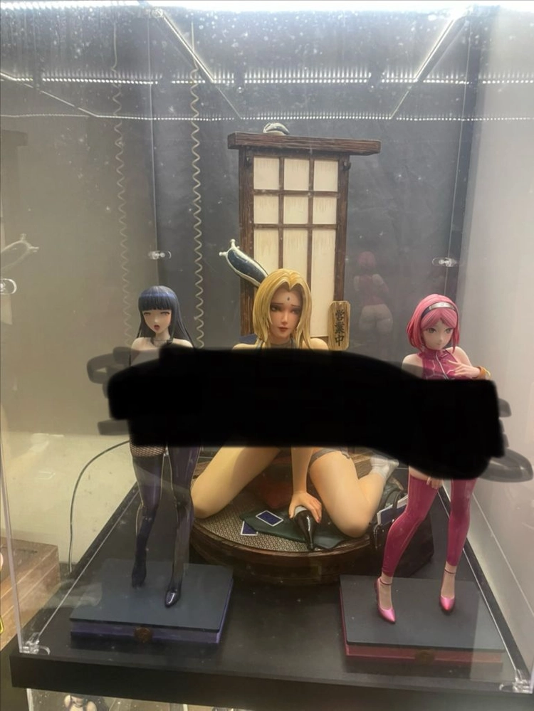 나루토 레진 피규어 팝니다(사쿠라 , 히나타) 이미지
