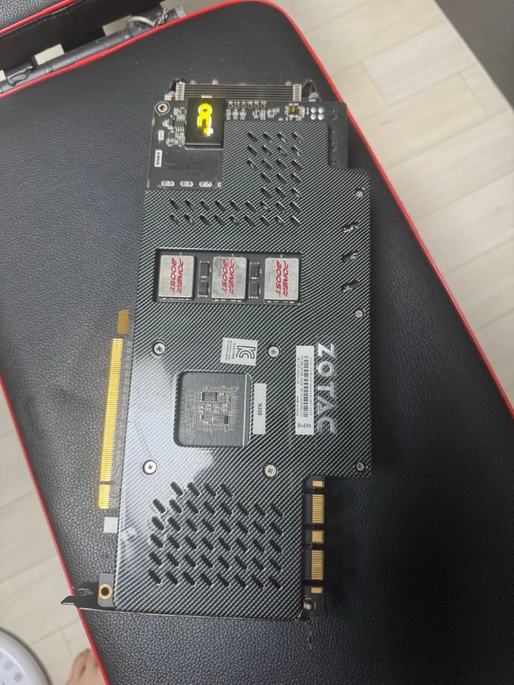 조텍 gtx 980 amp 익스트림 그래픽카드 이미지
