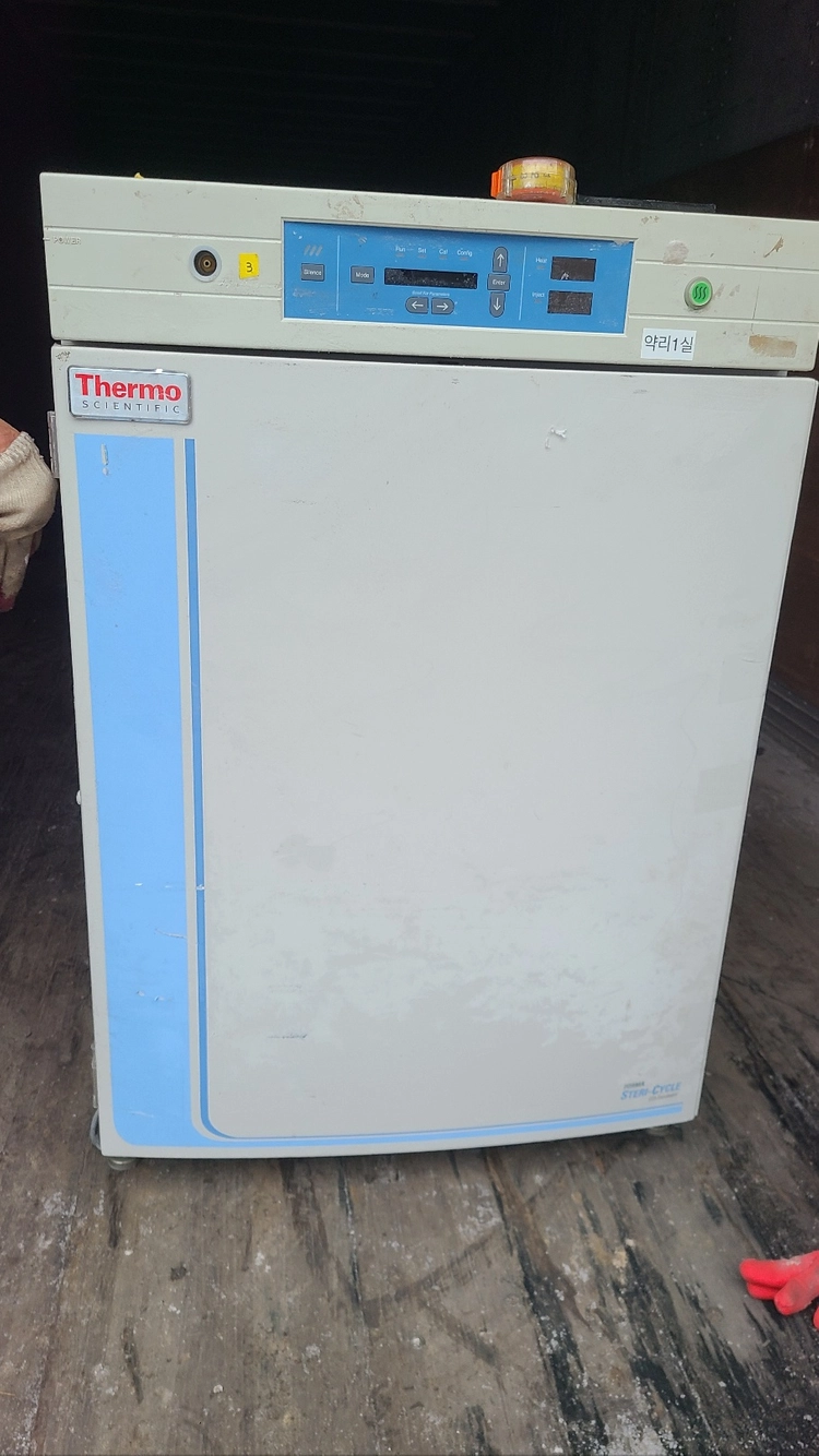 Thermo Forma Steri-Cycle 371 CO₂ 인큐베이터 184L 이미지