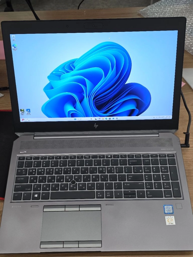 HP ZBook 15 G5 쿼드로 탑재 작업용 전문가용 노트북 - 안심되는 중고거래