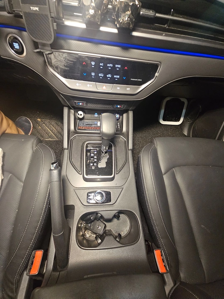 렉스턴 스포츠칸 쿨맨 아트비긴 캠핑카 이미지