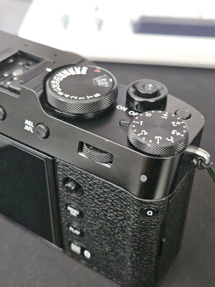 후지 x100vi 블랙 - 안심되는 중고거래 9