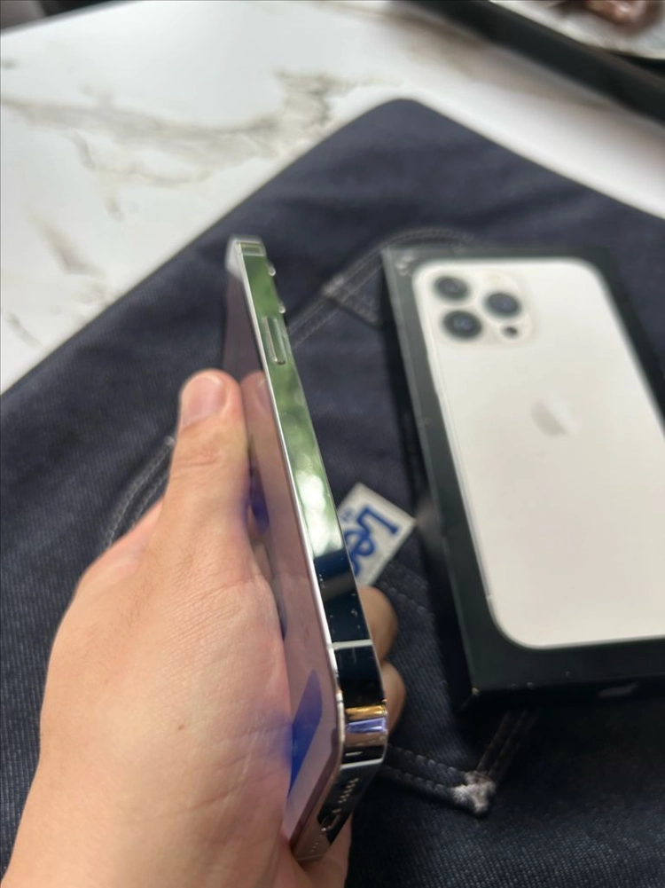 아이폰 13프로 화이트 256GB 이미지