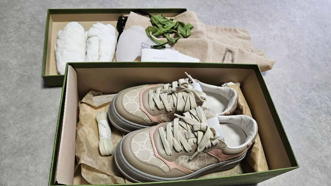 구찌수프림스니커즈 이미지