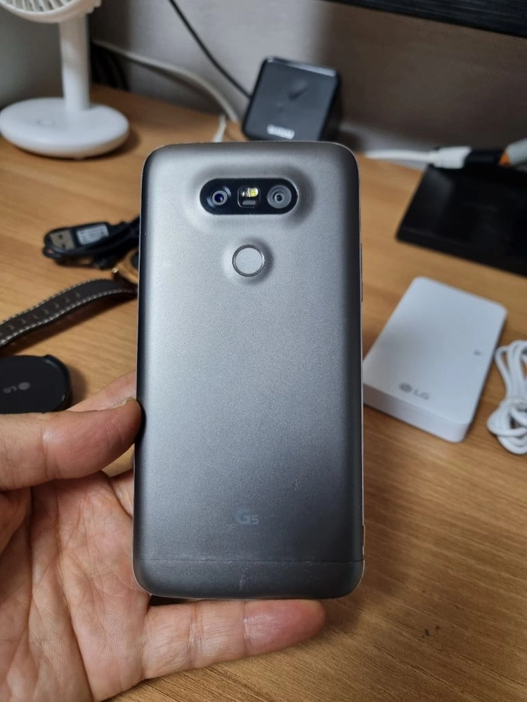 LG G5스마트폰 + 액세서리(특A급 ) 이미지