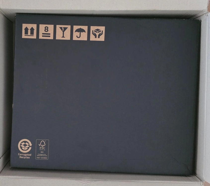레이저 블레이드 18 RTX 4080 노트북 i9-14900HX 정발 - 안심되는 중고거래