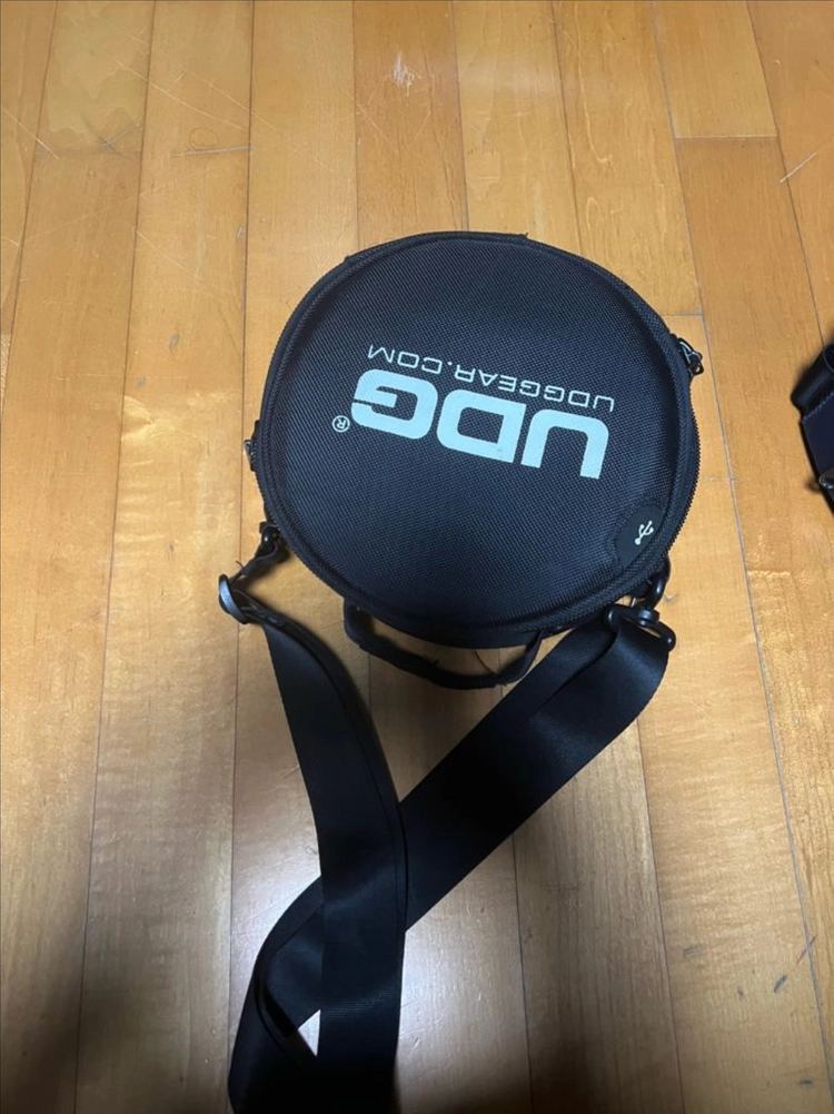 UDG 헤드폰 가방 이미지