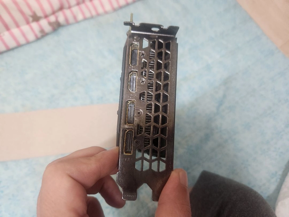 기가바이트 GTX 1660TI 6GB 이미지