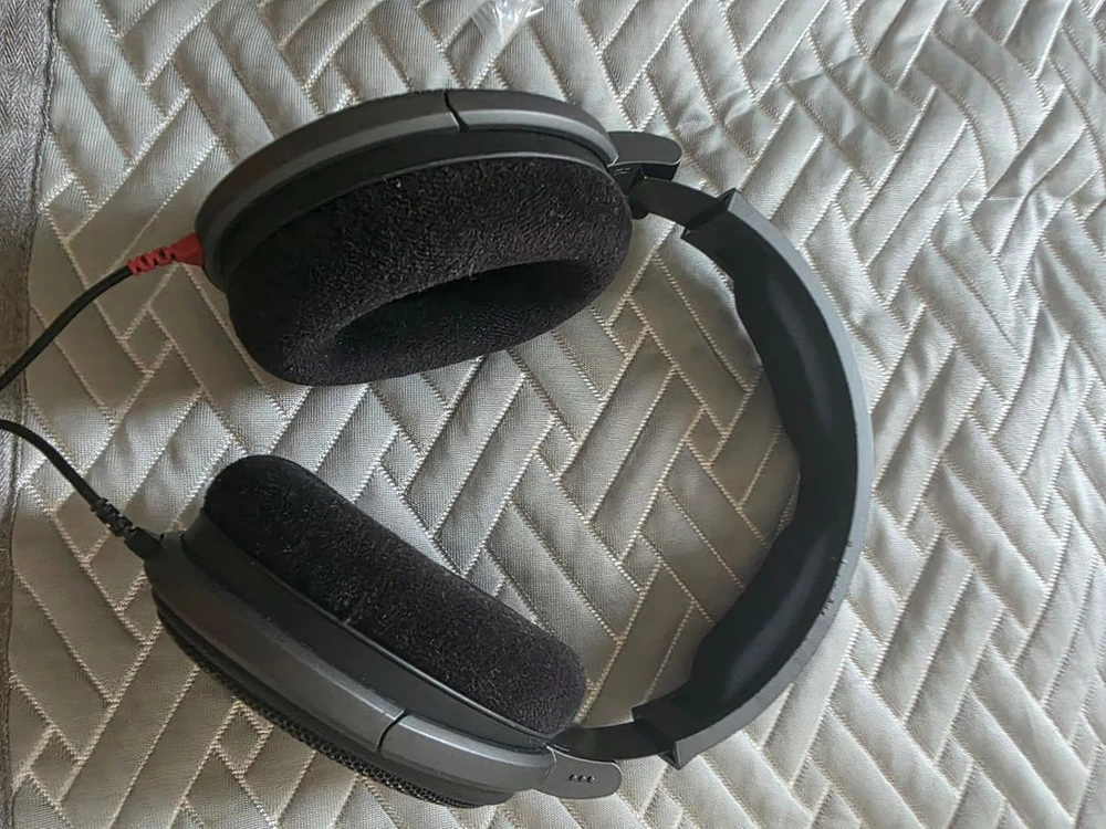젠하이저 HD600 - 안심되는 중고거래