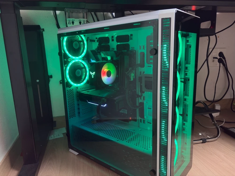 i5-8500 RTX 1660 Ti 게이밍 PC 본체 - 안심되는 중고거래