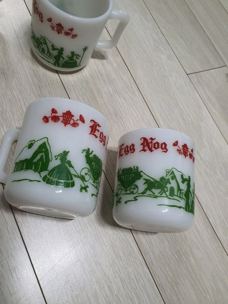 미국 앤틱 밀크 글라스 아틀라스 이미지