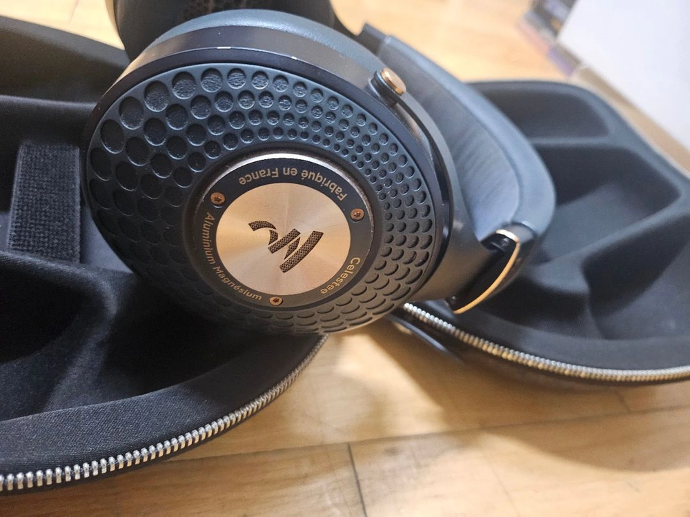 FOCAL Celeste 헤드폰 이미지