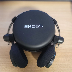 국내정발 KOSS 코스 포타프로 와이어리스 2.0 블루투스 유무선 헤드폰 YAXI 패드 이미지