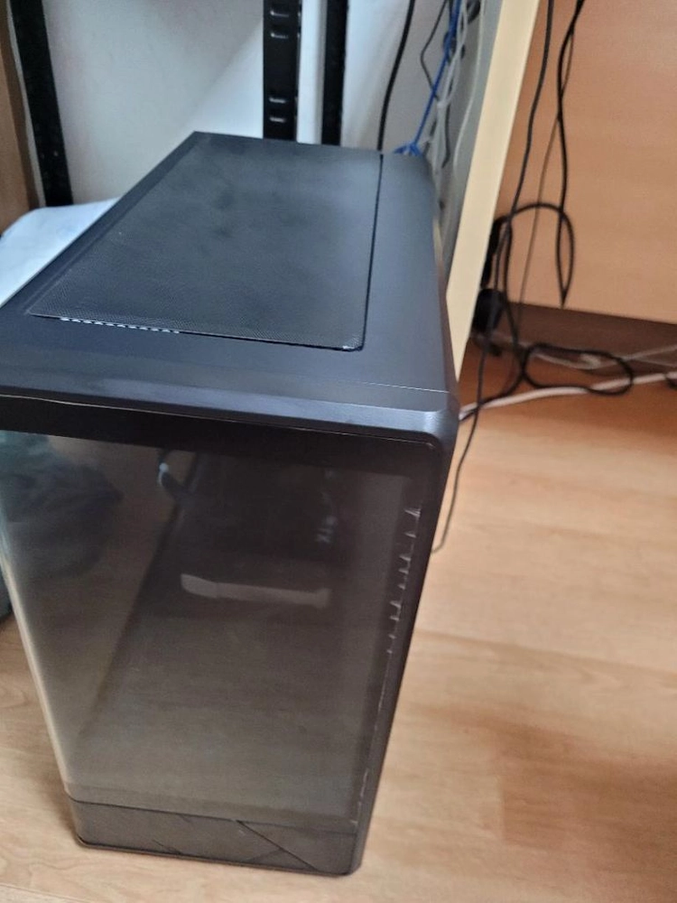 상태최상! 램 64기가 RTX 5080 인텔 i7-14700F 초고사양 게이밍 PC 이미지