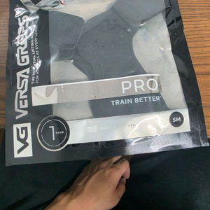 베르사그립 프로 PRO 리프팅 그립 s사이즈 블랙 헬스 스트랩 사이즈는 홈페이지 참고부탁드립니다 미사용 새거입니다원 이미지