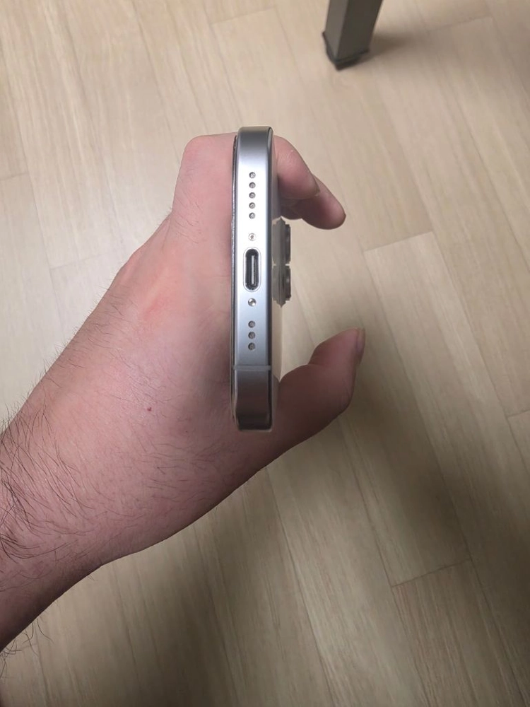 아이폰 16프로 256GB 이미지