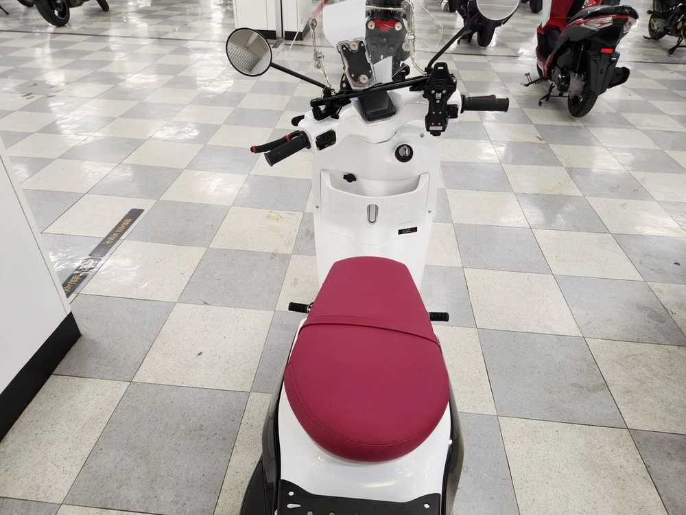 125cc 스쿠터 이미지