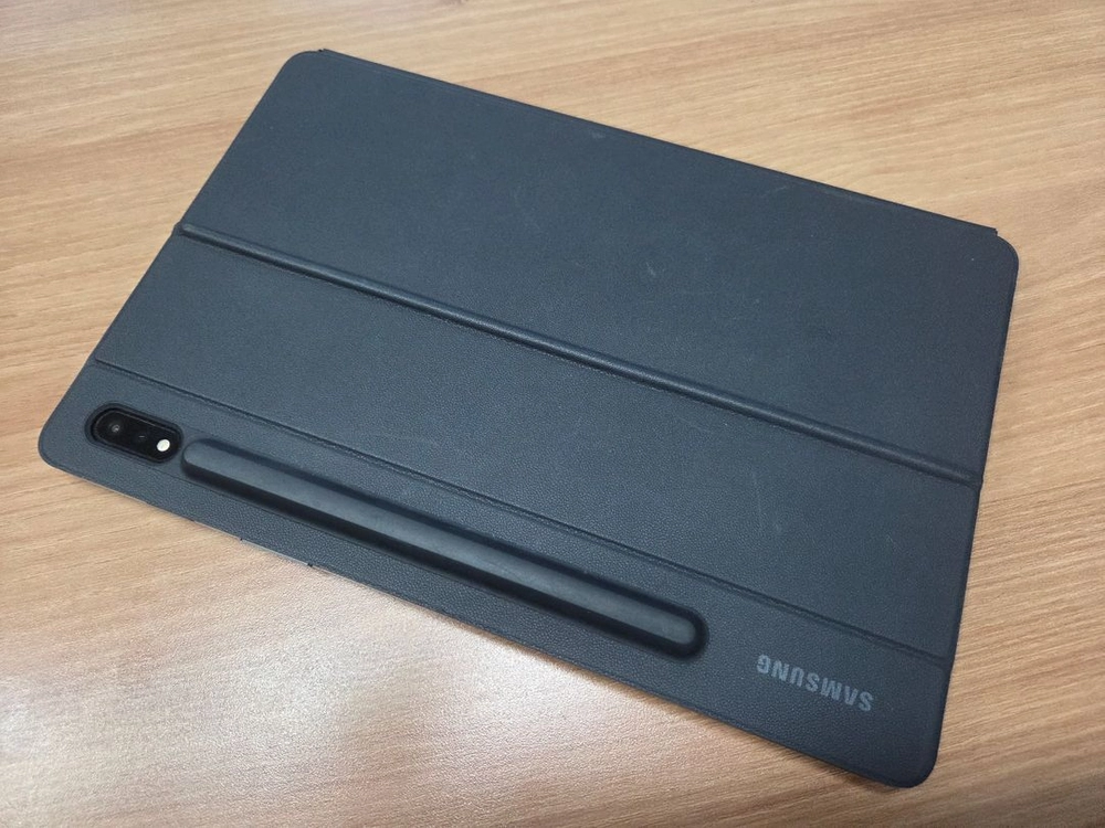 갤럭시탭S8 WiFi 128G, 정품키보드케이스 포함 이미지