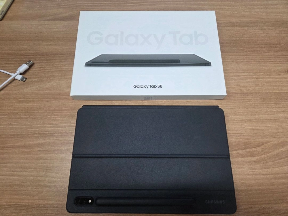갤럭시탭S8 WiFi 128G, 정품키보드케이스 포함 이미지