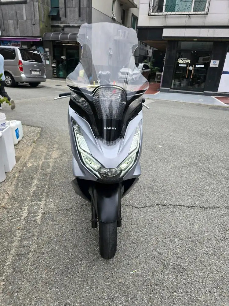 21년 pcx 125 ABS 2만9천km 중고오토바이스쿠터크루심알파엔맥스uhrvs조이맥스보이저 이미지