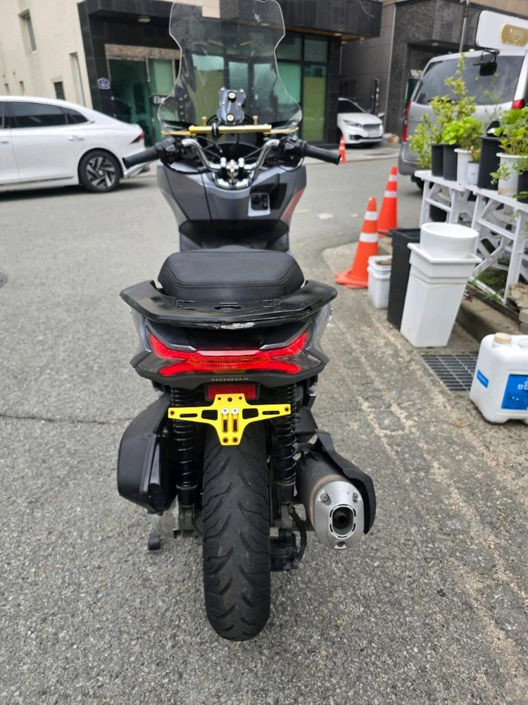 21년 pcx 125 ABS 2만9천km 중고오토바이스쿠터크루심알파엔맥스uhrvs조이맥스보이저 이미지