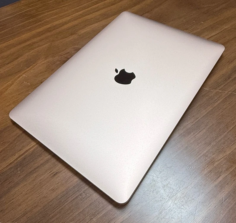 Apple MacBook Air M1 기본형 이미지
