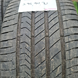 2454020 2753520 245/40R20 275/35R20 금호마제스티9 중고타이어 24년식 이미지