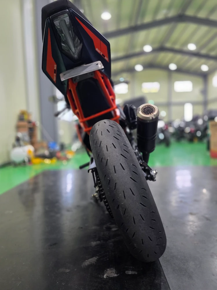 특가)ktm rc390 abs 23년형 2250km 최저가 판매합니다 이미지