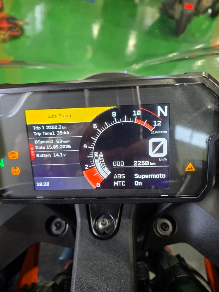 특가)ktm rc390 abs 23년형 2250km 최저가 판매합니다 이미지
