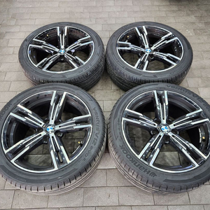4시리즈 g23 848m 18인치 휠타이어 한대분 100만원 이미지
