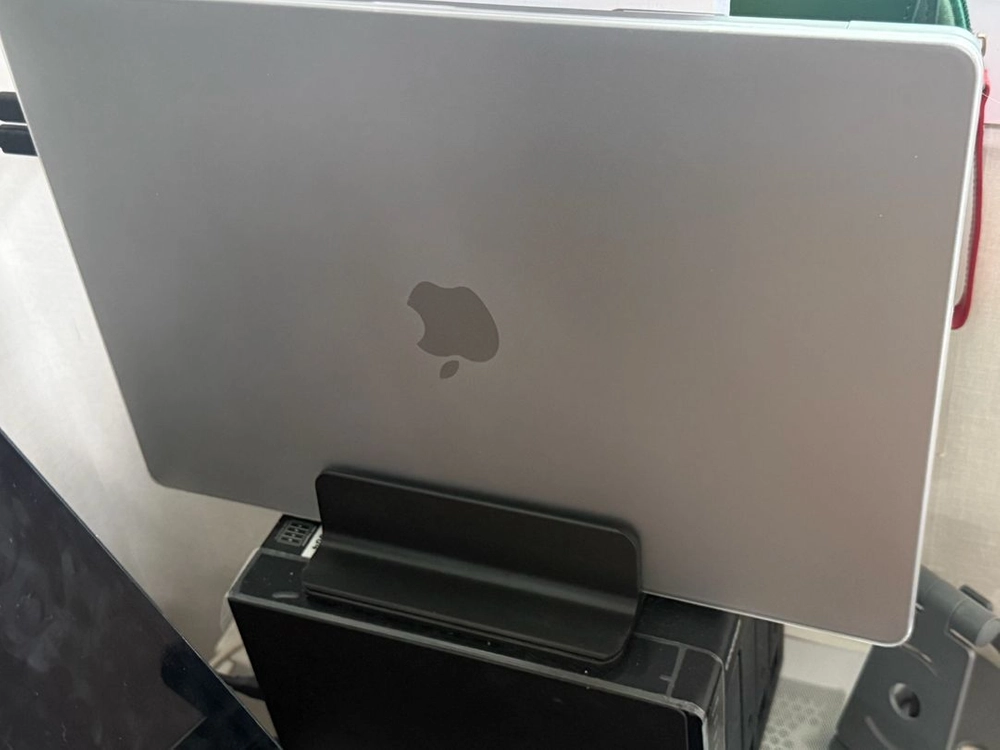맥북 M1 Max 64GB 512GB 16인치 - 안심되는 중고거래