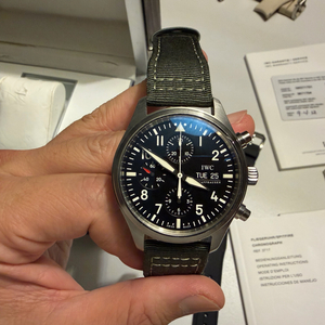 IWC 스핏파이어 3717 42mm 이미지